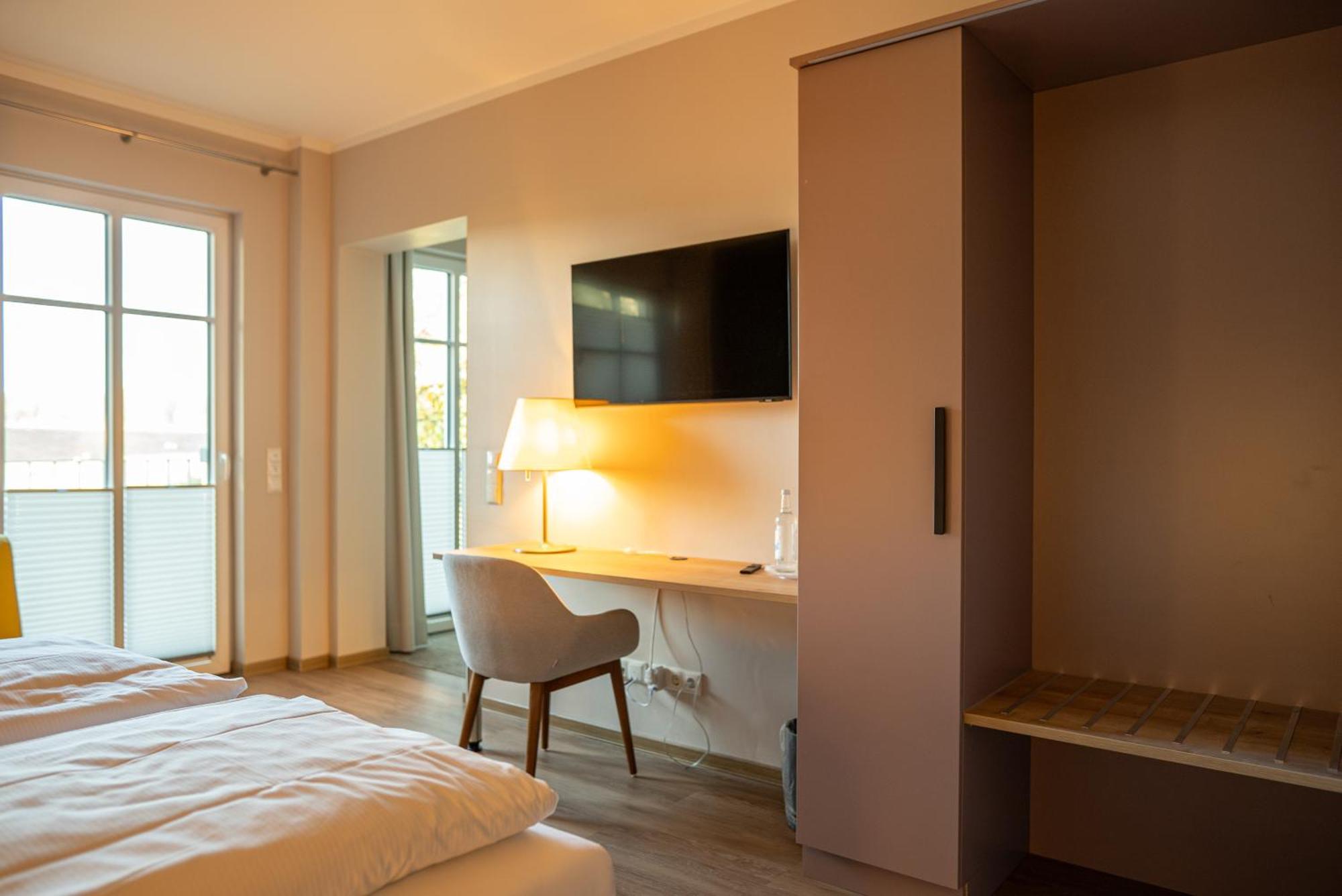 Hotel Seeblick Thuelsfeld ภายนอก รูปภาพ